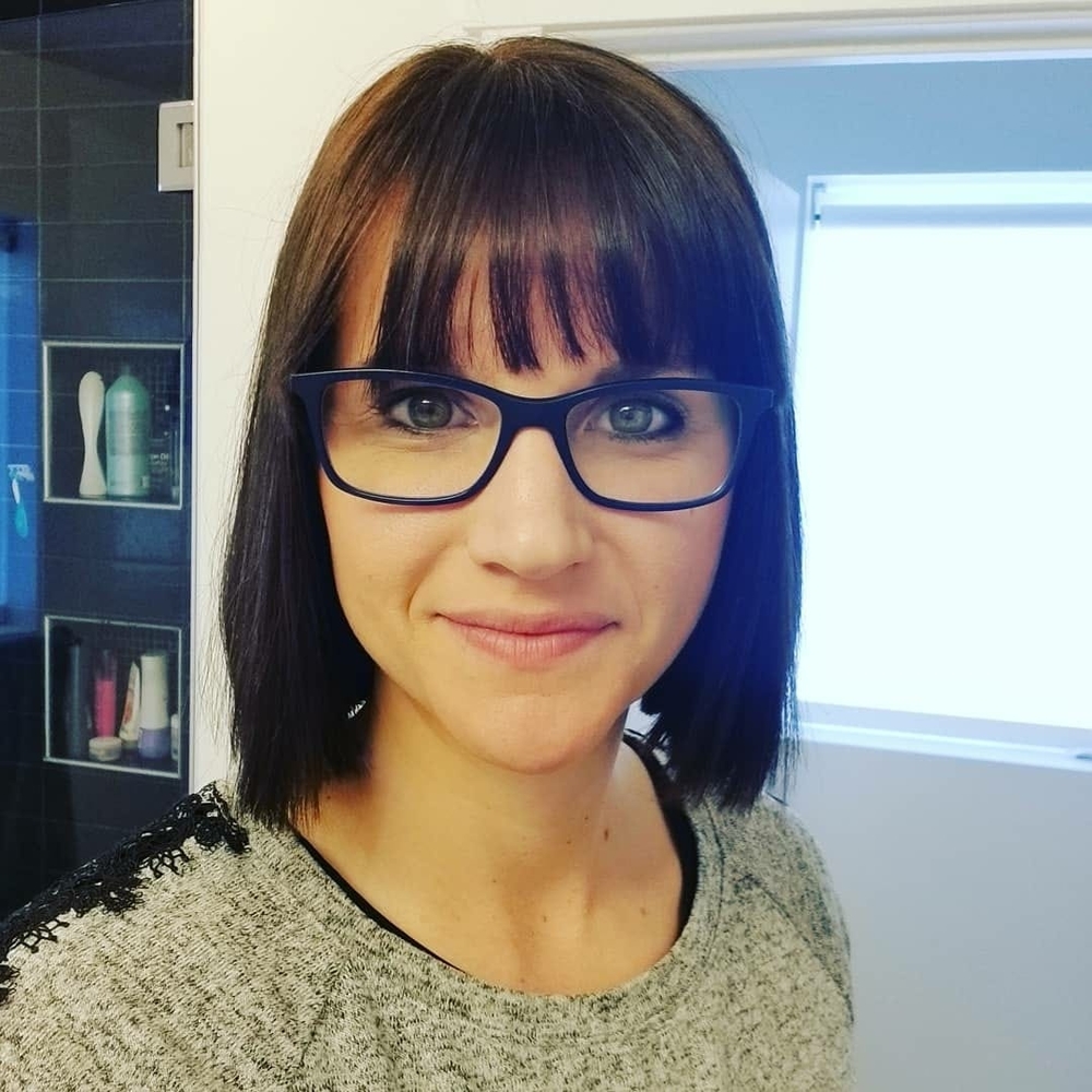 Meet your Posher, Pauline